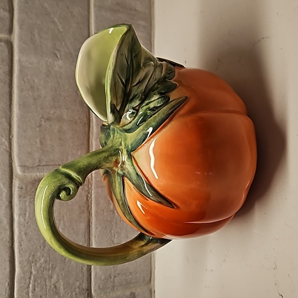 Pitcher, Italy - Picture 4 of 7